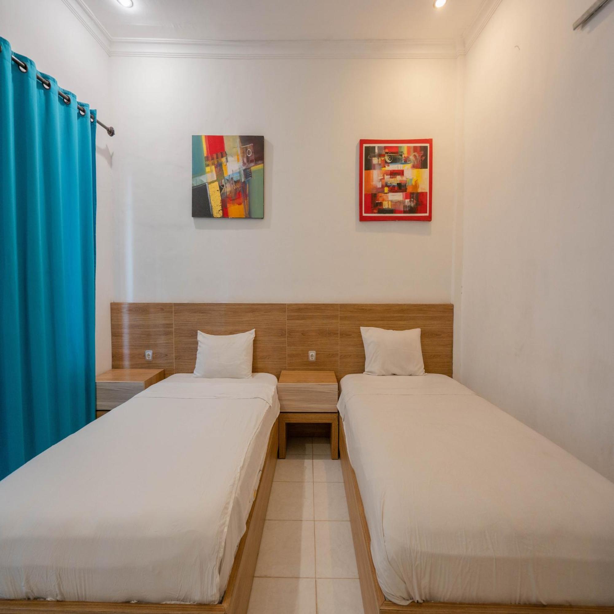 Gili White Bamboo Resort Джили Трауанган Екстериор снимка